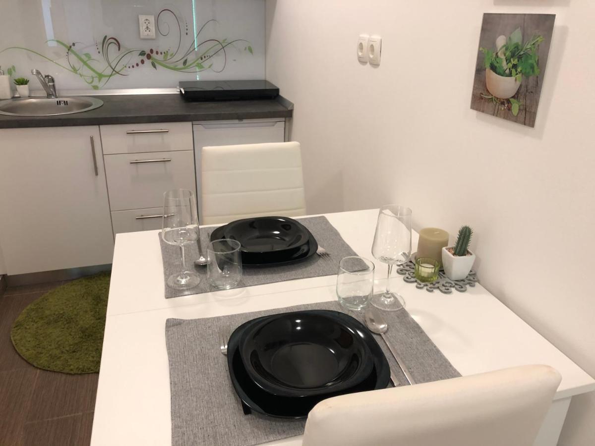 Apartament Luxury Central Studio Under The Castle Lublana Zewnętrze zdjęcie
